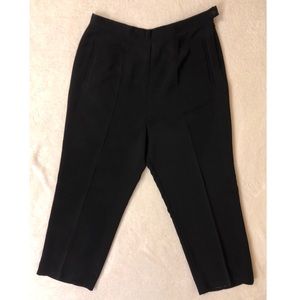 Jet black pants w/faux pockets on front&side ziper